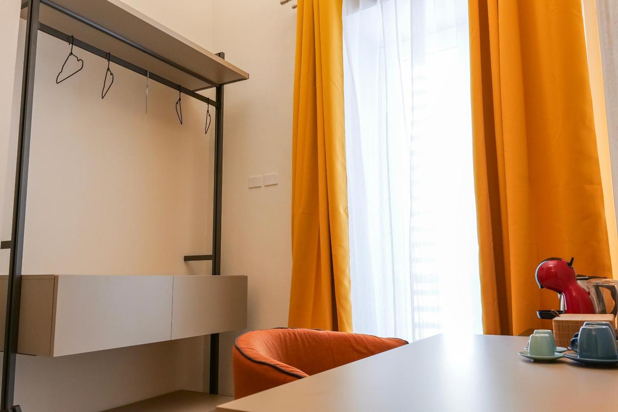 Rooftop Parthenopeo Contemporary Rooms نابولي المظهر الخارجي الصورة