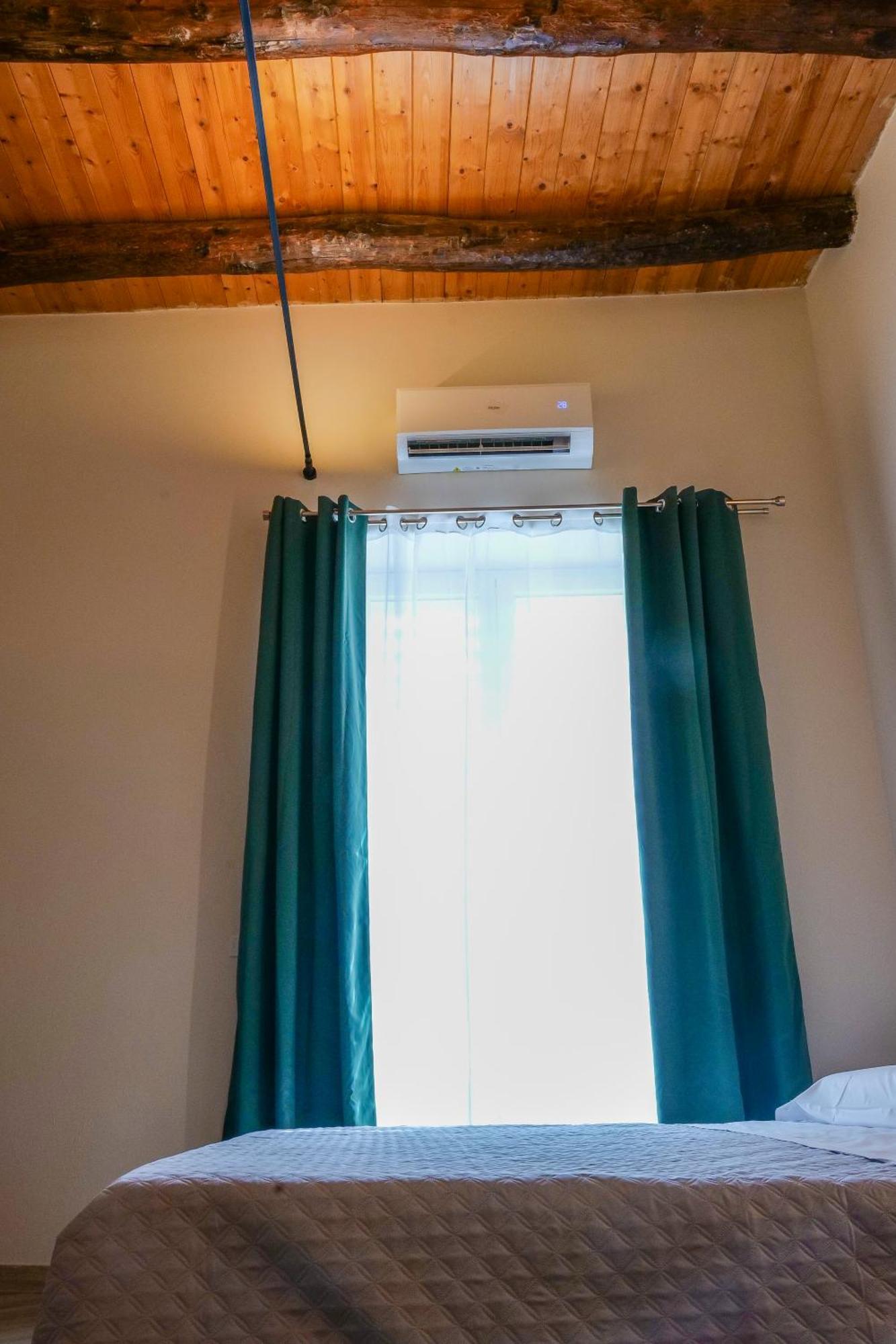 Rooftop Parthenopeo Contemporary Rooms نابولي الغرفة الصورة